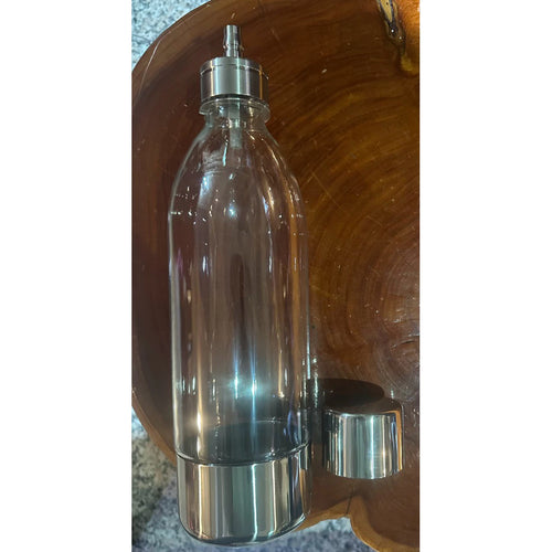 PET Material Carbonated Water Empty Bottle CO₂ Compatible · BPA-Free for Safe Use Compatible with Sparkling Water Makers / Soda Makers 1 Liter High-Pressure Design Made with Food-Grade 304 Stainless Steel